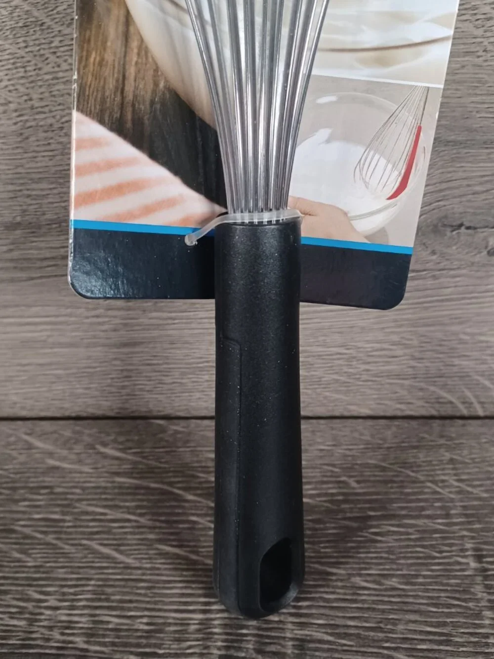 New Mainstays Whisk with Bowl Scraper